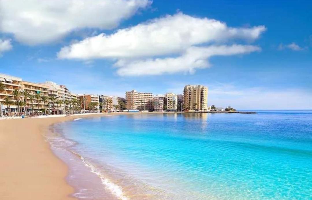 Apartament Big Penthouse For 10 Per Torrevieja Zewnętrze zdjęcie